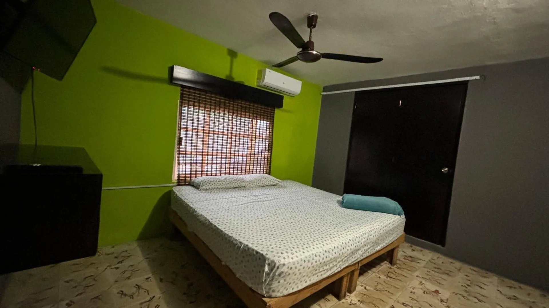 Moreland Cancun Apartment